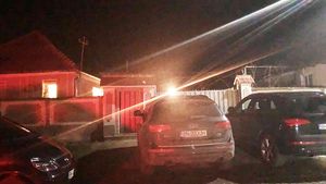 Imagini realizate în exclusivitate de CANCAN.ro la Oşorhei. ”Bârlogul” lui Pomohaci. Fostul preot s-a refugiat în satul în care are Poliţia la picioare