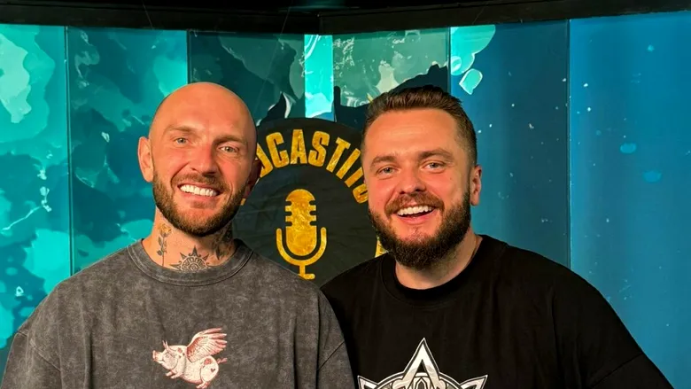 Câte mii de lei costă ceasul lui Cătălin Bordea. Nelu Cortea l-a dat de gol în fața bunicii Aspazia: „Nu ai minte”