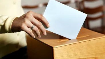 O tânără în scaun cu rotile a vrut să voteze, însă nu i s-a permis! Ce i-au spus oamenii din secţie
