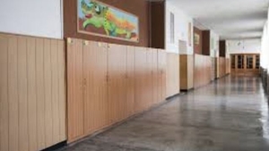 Scandal răsunător într-o școală din București după ce o profesoară le-a spus elevilor că sunt sclavii ei
