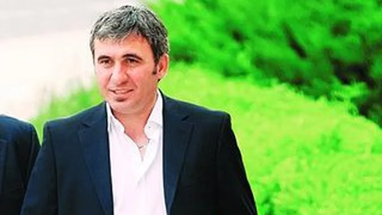 Hagi il critica dur pe Razvan Lucescu! Selectionerul isi cere scuze!