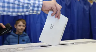 Cum arată buletinele de vot? BEC a publicat modelul pentru turul 2 al alegerilor prezidențiale