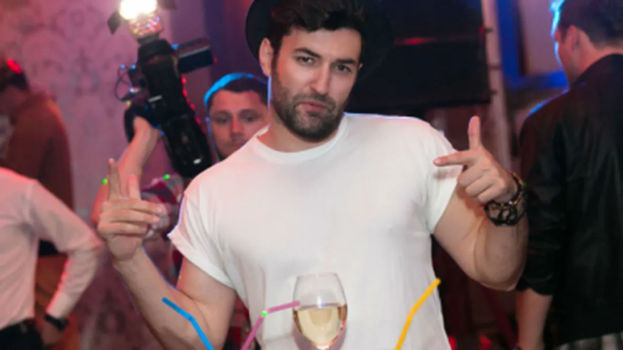 O studenta din Sibiu i-a atras atentia lui Smiley. Blonda care ar putea sa ii ia locul Laurei Cosoi e model