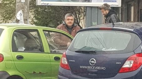Cătălin Botezatu, accident pe strada Traian! Ce i-a cerut șoferului pe care l-a ”șifonat” GALERIE FOTO