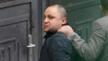 Interlopul care a impuscat trei persoane in Militari are atestat de pistolar: a strans o colectie de arme in apartamentul sau!