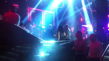 Au noroc in dragoste, dar si in cariera. Dupa ce si-au gasit echipe, Pulhac si Moti si-au facut de cap in club, cu iubitele!