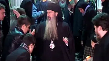 VIDEO Arhiepiscopul Tomisului, Teodosie, este acuzat de viol!