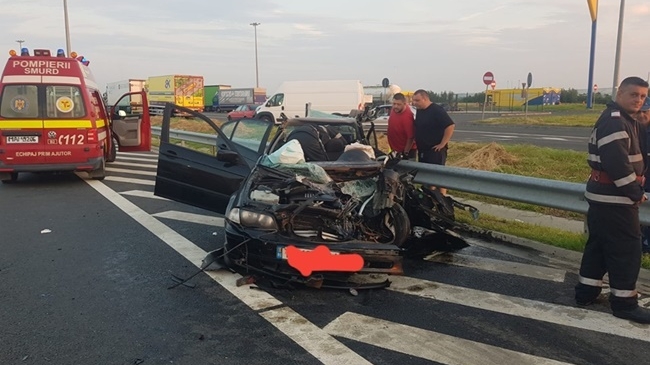 Accident cu 5 mașini în Cluj! Un șofer de 21 de ani nu s-a asigurat la schimbarea direcției