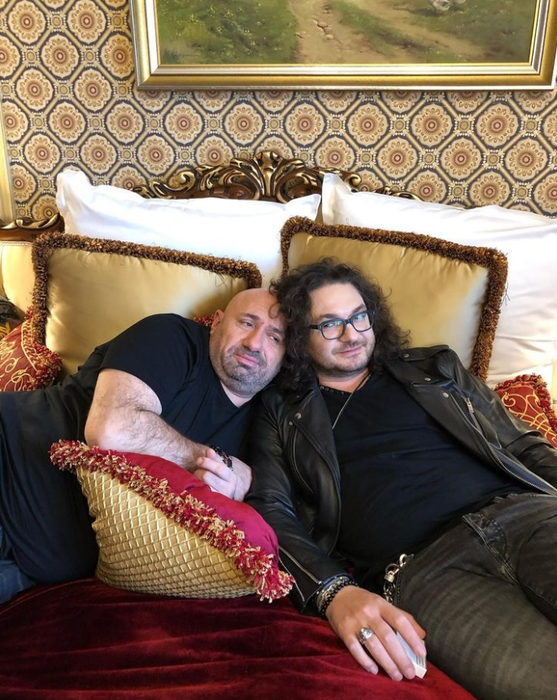 Cătălin Scărlătescu și Florin Dumitrescu sunt jurați la Chefi la Cuțite / sursă foto: Instagram