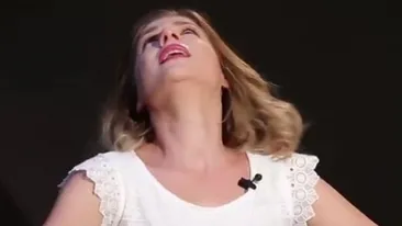 VIDEO CUTREMURATOR! Tily Niculae traieste o drama! Nu isi mai poate tine fiica in brate! Boala ei s-a agravat!