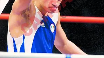 Fostul boxer Dorel Simion face pe doica