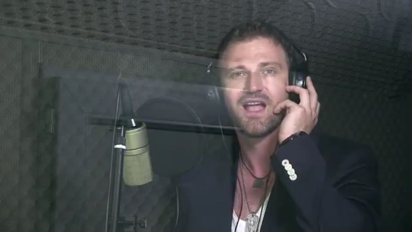 Gerard Butler de Romania face dezvaluiri: "Mama a vazut o fotografie cu celebrul actor si a crezut ca sunt eu"