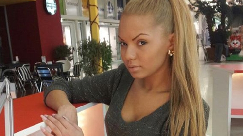 Guta va innebuni cand va vedea asta! Beyonce de Romania, cu lenjeria intima la vedere! A vrut sa fie senzuala, insa a aratat TOT