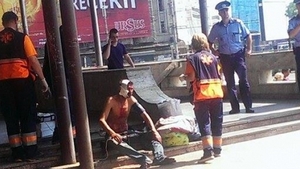 Imagini de cosmar! Politistii si medicii de pe ambulanta au incremenit cand l-au vazut pe acest barbat
