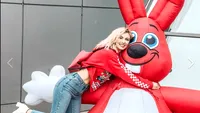 Andreea Bălan a făcut show înainte de Înviere: a bătut ditamai iepuroiul, a făcut drifturi în magazin, apoi... / VIDEO