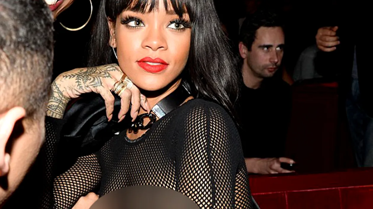 Rihanna, cu sanii aproape goi la o petrecere! Nimeni nu se putea uita in ochii ei! Toti au putut sa ii vada sfarcurile