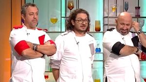 Schimbare de ultim moment la Chefi la Cuțite sau gafă antologică marca Antena 1? Ce a apărut pe pagina de Facebook a show-ului culinar