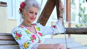 Fiul cel mare al artistei Anamaria Pop, mesaj sfâșietor: "Ți-am luat bluza și mi-am pus-o la nas doar ca să-ți mai simt mirosul..."