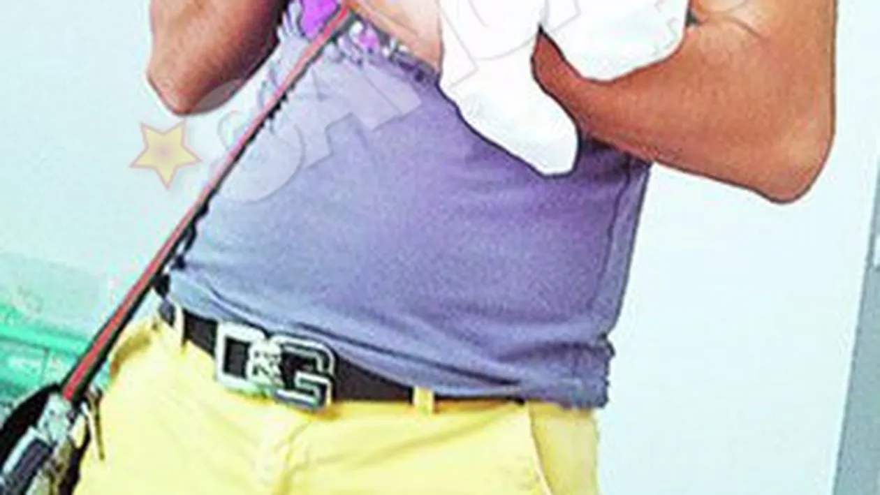 Sharky i-a pus fetitei numele Emanuelle, ca personajul din filmele erotice