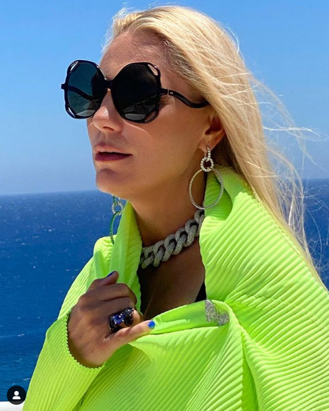 Corina Mihăilă are o vacanță incendiară la Mykonos