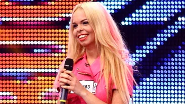 Barbie de România s-a transformat în Matroşka! Cum arată “leşinata” de la X Factor după ce şi-a operat faţa!