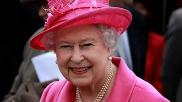Regina Marii Britanii a fost internată de urgenţă în spital! Elisabeta a II-a şi-a anulat toate vizitele din următoarea perioadă