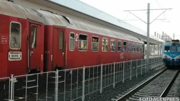 Tragedie într-o gară din Hunedoara. O fetiță de opt ani a fost lovită de o locomotivă și a murit pe loc
