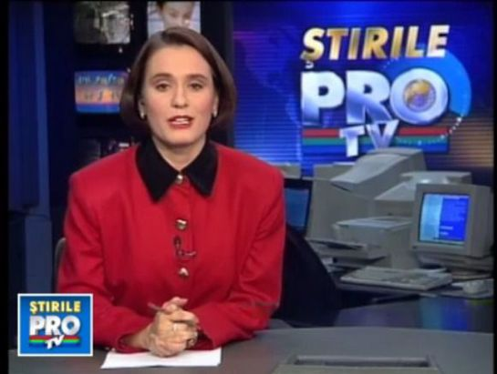 Cine i-a făcut Andreei Esca celebrul sacou roşu din prima transmisie PRO TV cu „Bună ziua, România, bună ziua, București”. E un designer celebru. VIDEO