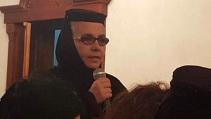 A fost mare vedetă la Pro TV, Antena 1 și TVR, dar s-a călugărit. Cine e, de fapt, Maica Theodora și care e motivul acestei decizii uluitoare