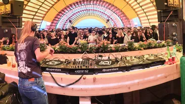 Nebunie la SUNWAVES! LIVE din Mamaia!