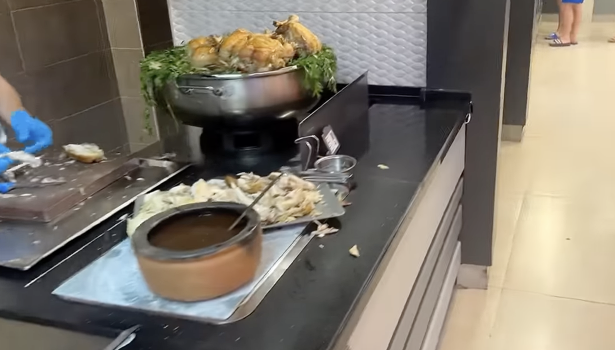 Întoarsă de la Tempting Fortune România, Diana s-a dus în concediu all-inclusive în Turcia. Ce a primit să mănânce, de fapt