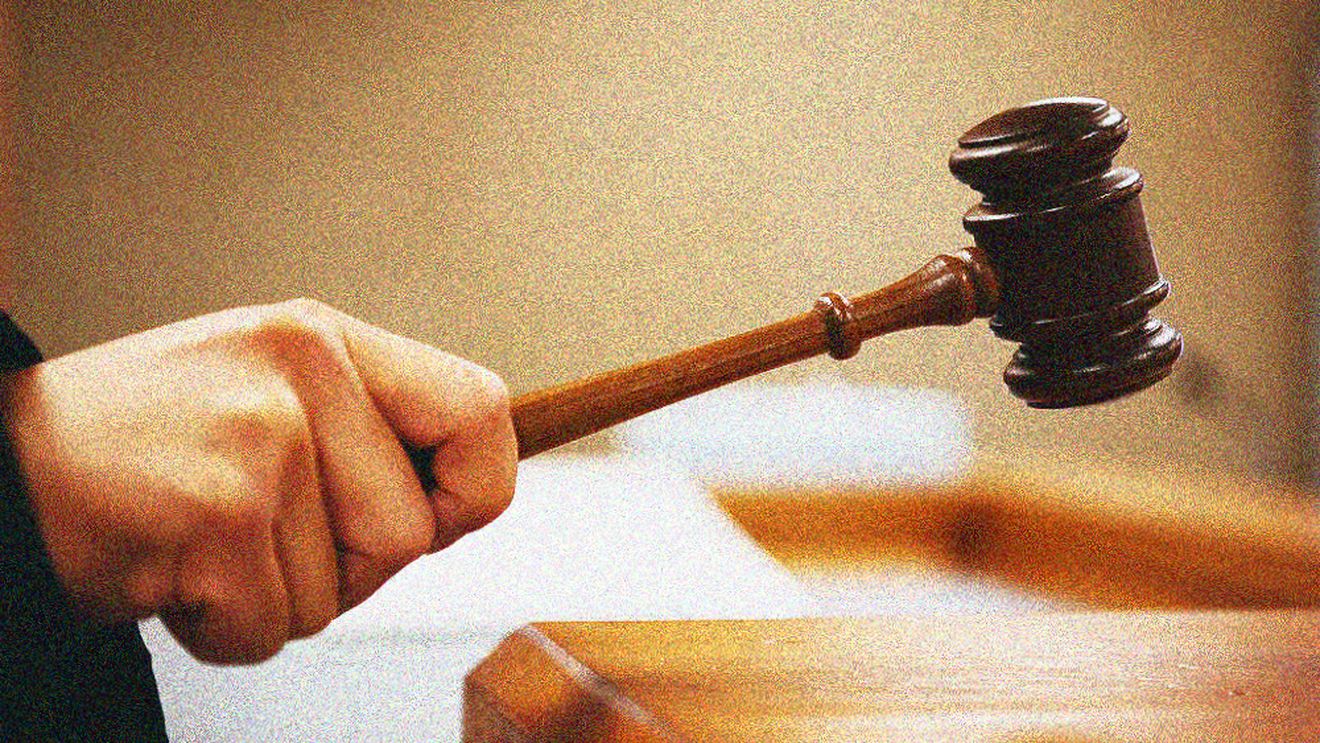 Doi tineri din Iași au violat, în același timp, o femeie cu probleme psihice. Ce pedepse au primit autorii odioasei fapte