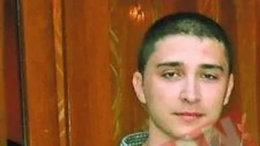 Iubita secreta a elevului sinucigas