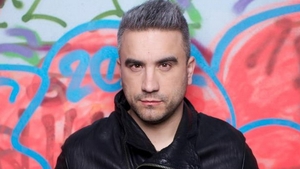 Zoli de la Sistem a dat butoaiele pe muzica clasica. Am aflat de unde i se trage aceasta pasiune si ce vrea sa faca in viitor