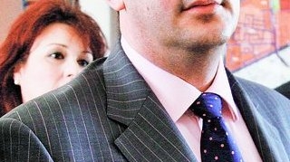 Candidatul USL la sectorul 6 vrea sa se ocupe personal de problemele din invatamant. Rares Manescu preocupat de siguranta in scoli