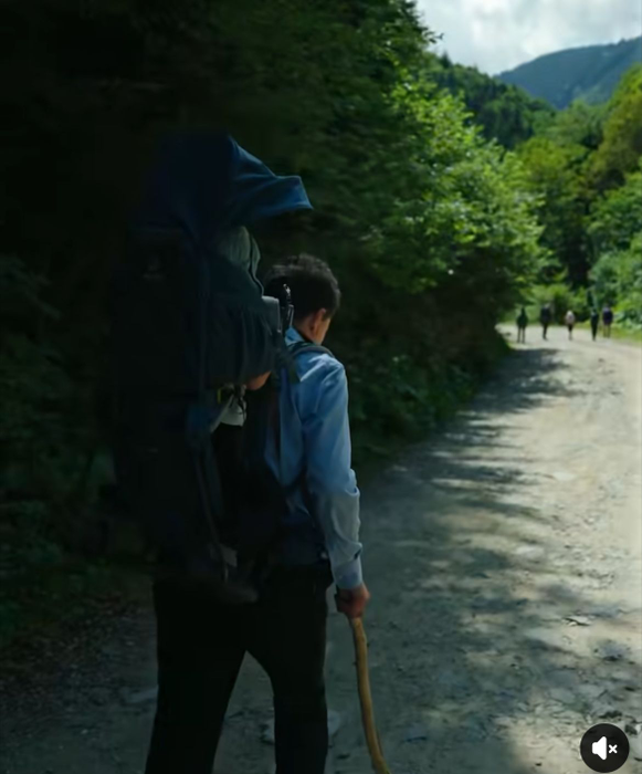 Nicușor Dan a plecat în pelerinaj! Ipostaza inedită în care a fost surprins președintele României
