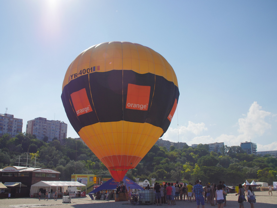 CANCAN.ro transmite cele mai tari momente. IMAGINI LIVE. Zeci de mii de oameni la NEVERSEA, cel mai mare festival de pe litoral