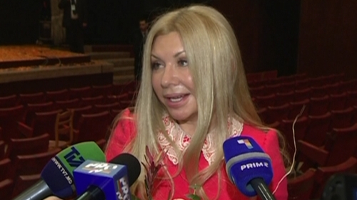 E super-sexy la 54 de ani, iti dai seama cum arata la 30? Imagini de senzatie cu evolutia mamei lui Dan Balan, tanti Ludmila!