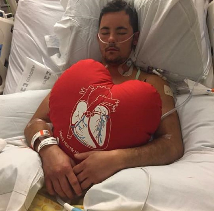 Luca, românul rănit în atacul din Las Vegas, mesaj emoţionant de pe patul de spital: “Am coşmaruri. Rănile fizice se vor vindeca, însă…”