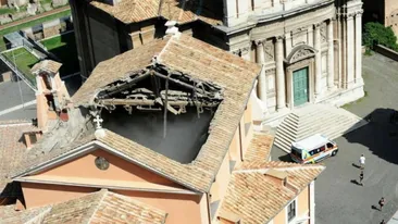 Acoperişul unei biserici din centrul istoric al Romei s-a prăbușit