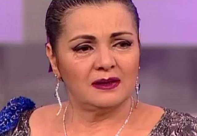 ”Regina muzicii lăutărești” își "acuză" soțul că i-a schimbat copilul la naștere
