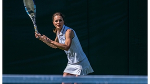 Kate Middleton l-a cucerit pe Roger Federer într-o fustă mini, pe terenul de tenis. „E incredibil să vezi ce se întâmplă în spatele scenei”