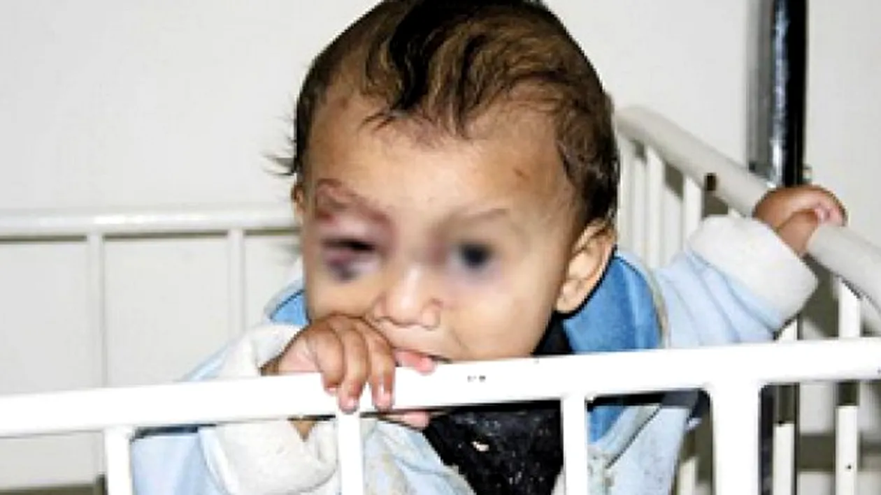 DECIZIE FARA PRECEDENT! O asistenta maternala din Romania a fost condamnata la inchisoare pentru ca maltratat doi copii!