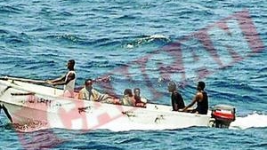 Alti trei romani rapiti de pirati