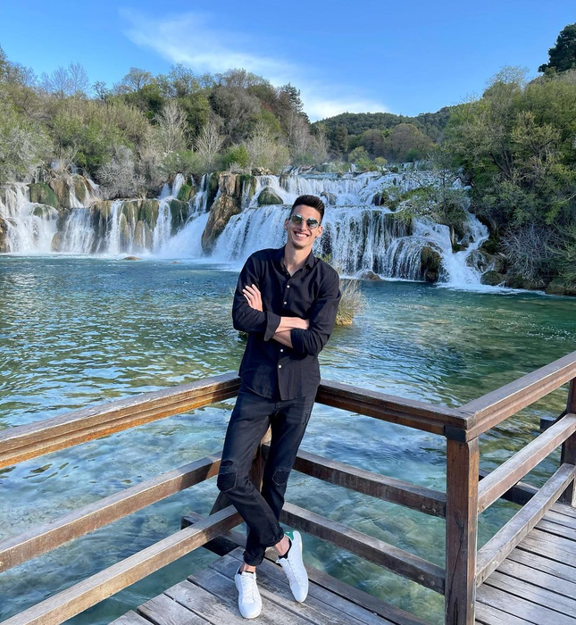 Andreea Bălan și Victor Cornea, împreună în Stuttgart, acolo unde bărbatul are un antrenament de tenis / (Sursa: Instagram)