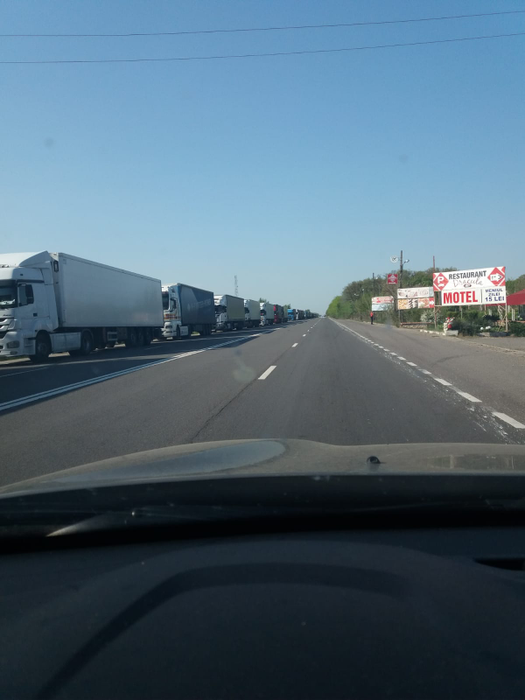 Cozi kilometrice pe DN 5! Municipiul Giurgiu, în pericol de a fi blocat de TIR-uri