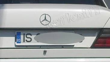 E MORTAL! Ce numar de inmatriculare are acest barbat din Iasi. Tot orasul rade de el