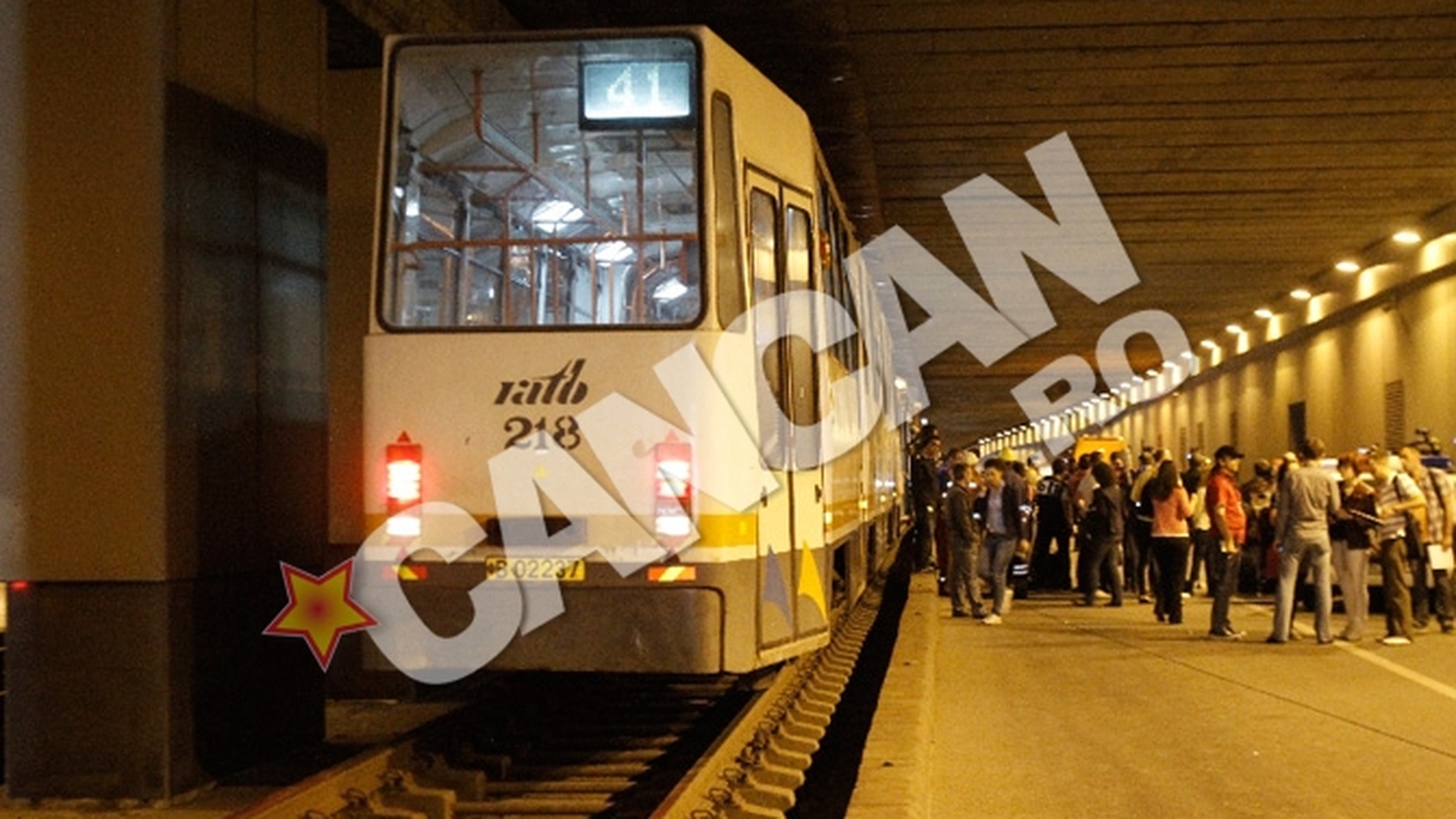 Cincisprezece victime ale accidentului de tramvai din Pasajul Lujerului au facut plangere impotriva vatmanului