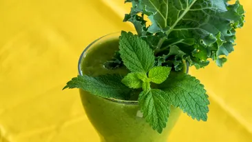 Cât de important este să bei un smoothie verde în fiecare zi