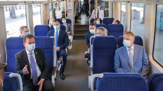 A fost inaugurată ruta de tren Gara de Nord - Aeroportul Otopeni! Ce s-a întâmplat cu prima garnitură